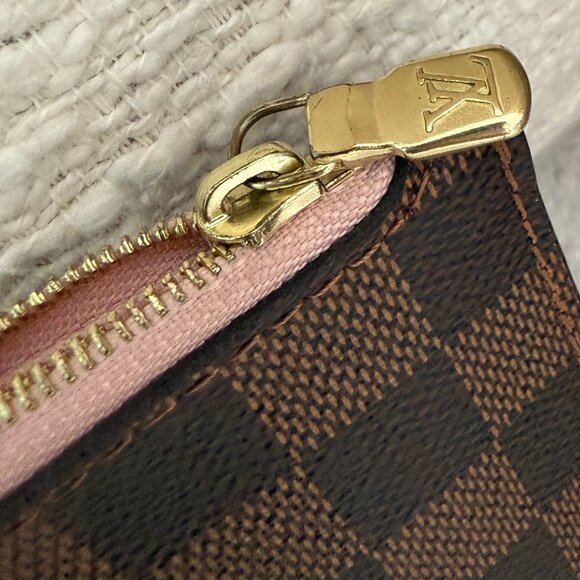 Genuine Louis Vuitton Neverfull MM Monogram Pouch Wristlet Wallet - Picture 4 of 4